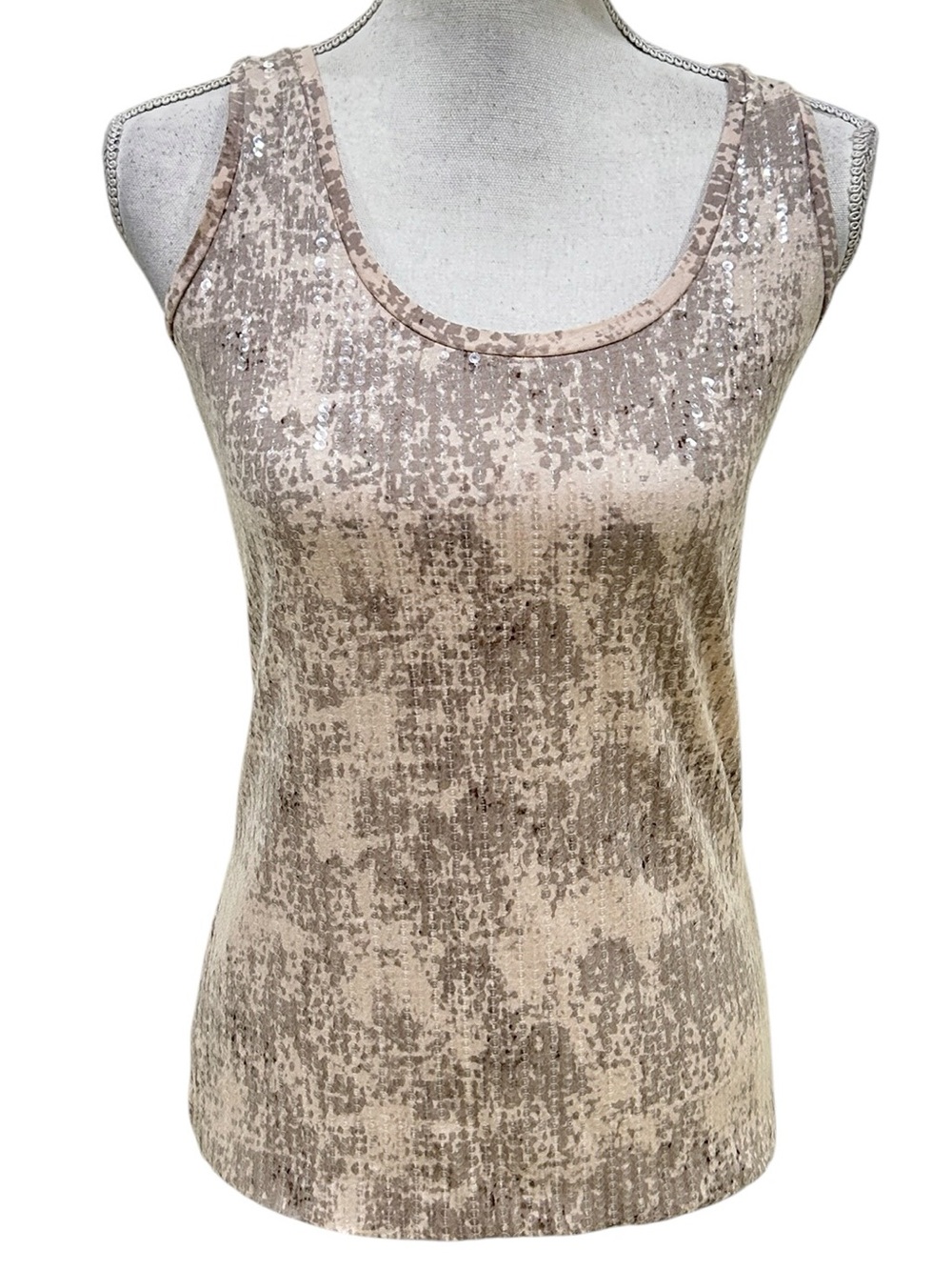 Ann Taylor blush gray sequin front Neutral Python Print Scoop Neck rTank size xs